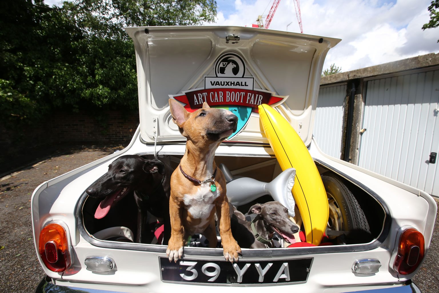 How to pack your car safely for a holiday